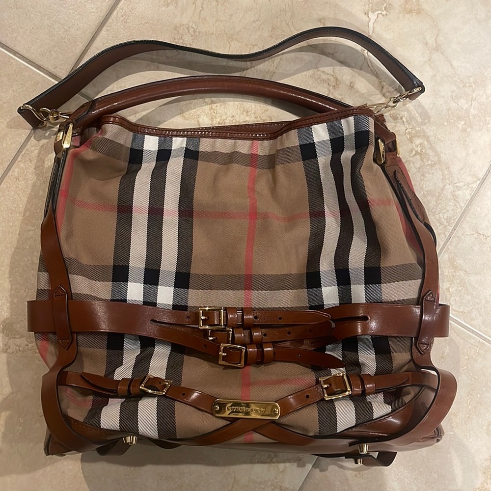 Burberry Purse